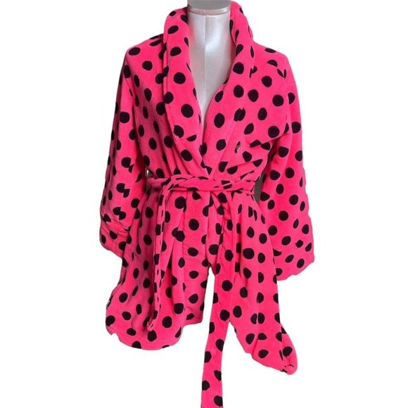 Victoria’s Secret PINK short robe! 😍 - Picture 1 of 4